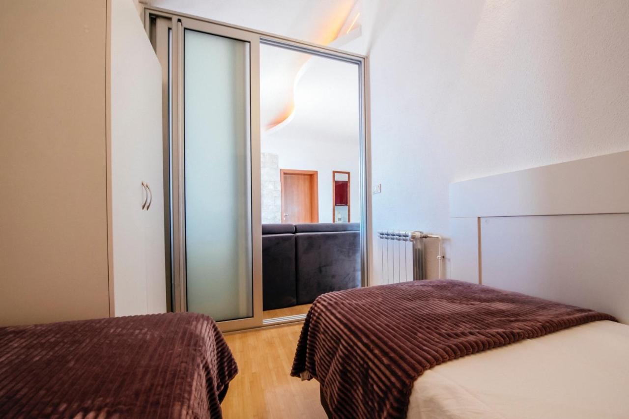 Apartments Amari Starigrad Paklenica Luaran gambar