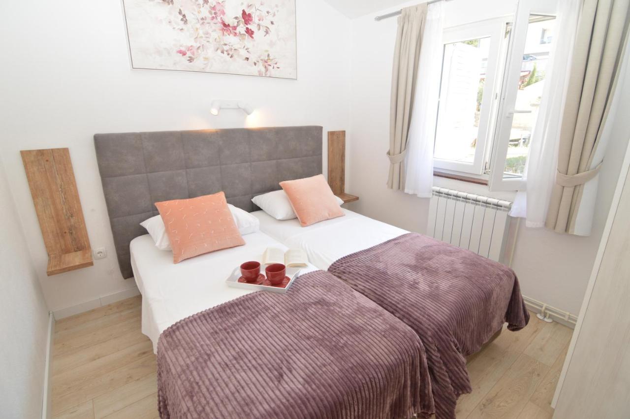 Apartments Amari Starigrad Paklenica Luaran gambar